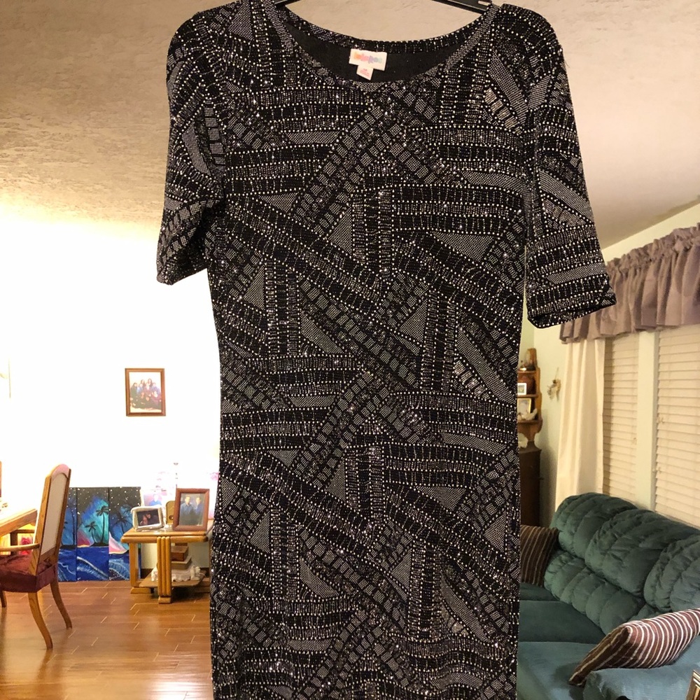 LuLaRoe Elegant Debbie NWOT